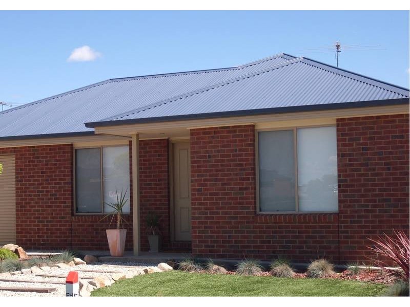 42 Collyndale Drive, Wangaratta VIC 3677