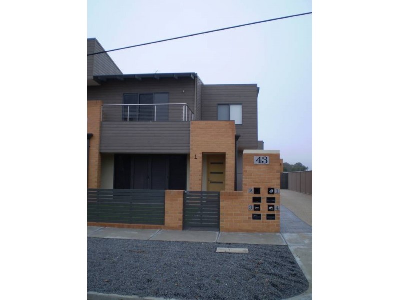 1/43 Dixon Street, Wangaratta VIC 3677