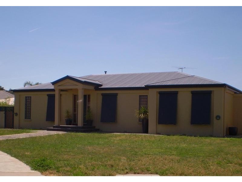 21 Cambridge Drive, Wangaratta VIC 3677