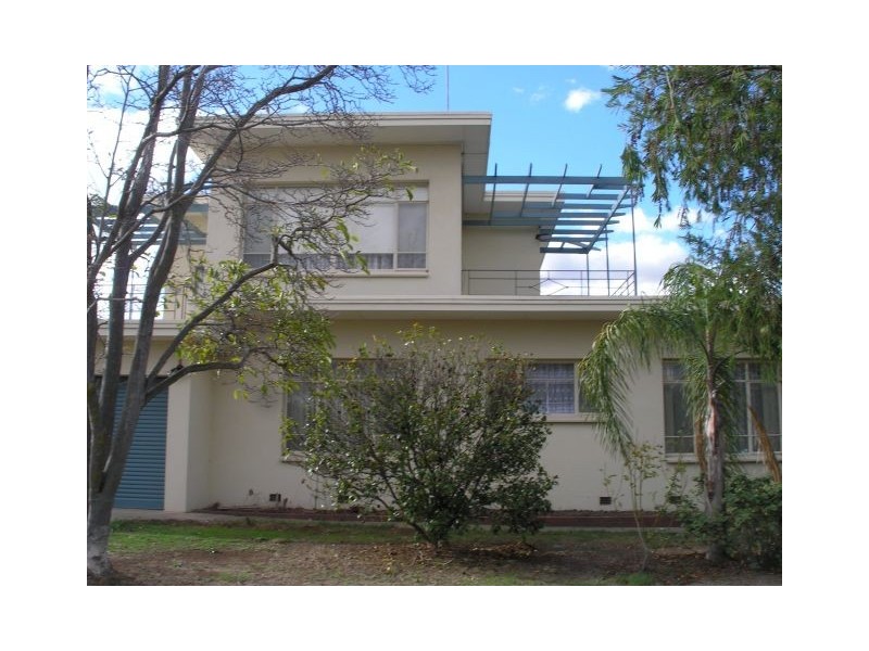 10 Taylor Street, Wangaratta VIC 3677