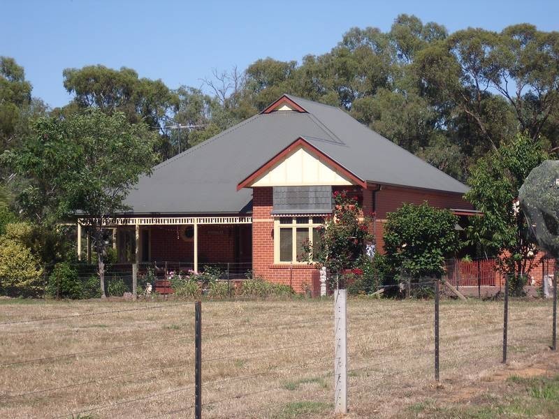 83 Wenhams Lane, Wangaratta VIC 3677
