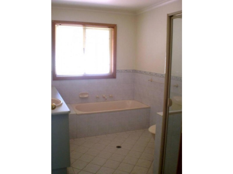 5 Billabong Drive, Wangaratta VIC 3677