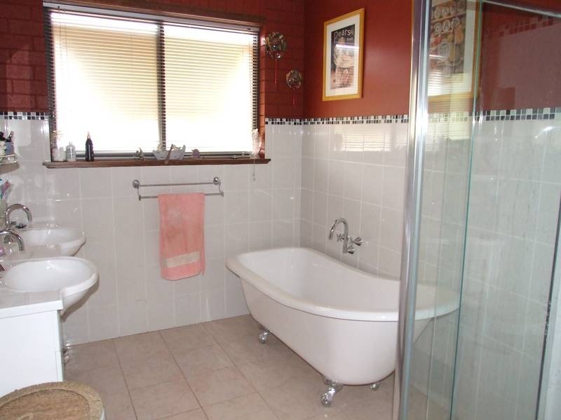 Killawarra VIC 3678