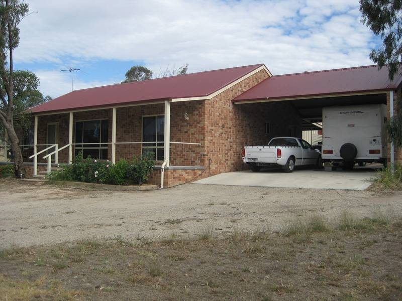 42 Hill Street, Glenrowan VIC 3675