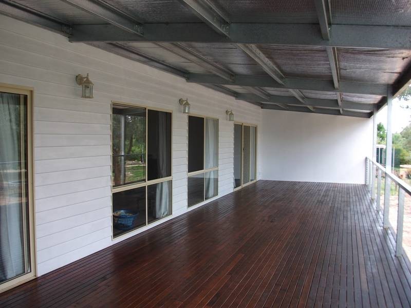 8 Blackboy Lane, Glenrowan VIC 3675