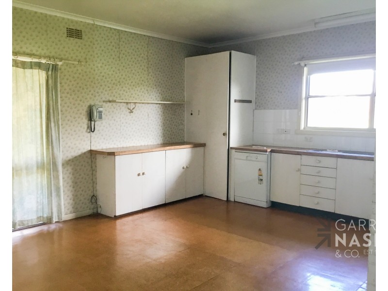 203 McInnes Lane, Bobinawarrah VIC 3678