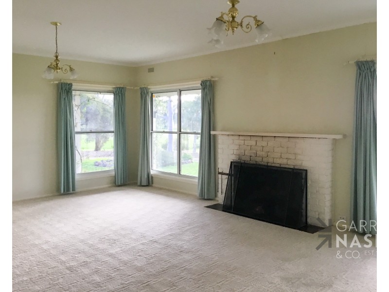 203 McInnes Lane, Bobinawarrah VIC 3678