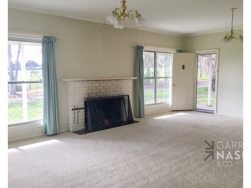 203 McInnes Lane, Bobinawarrah VIC 3678