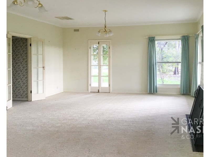 203 McInnes Lane, Bobinawarrah VIC 3678