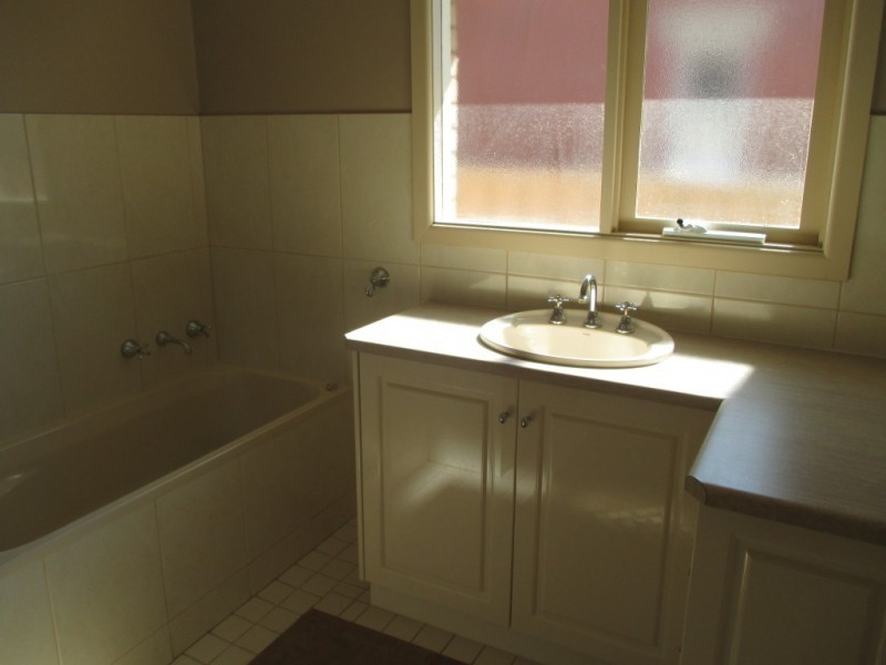 21 Murdoch Road, Wangaratta VIC 3677