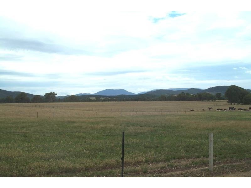 Kooringal Park Lane, Wangaratta VIC 3677