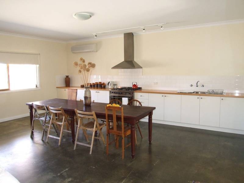 Oxley VIC 3678