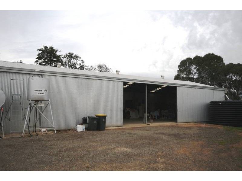 Markwood VIC 3678