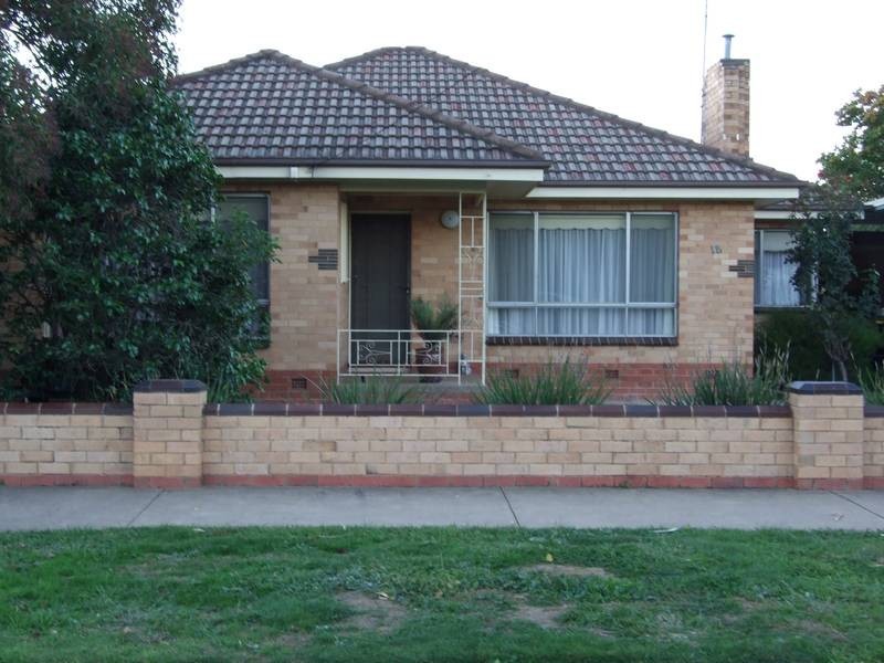 18 Howell Street, Wangaratta VIC 3677