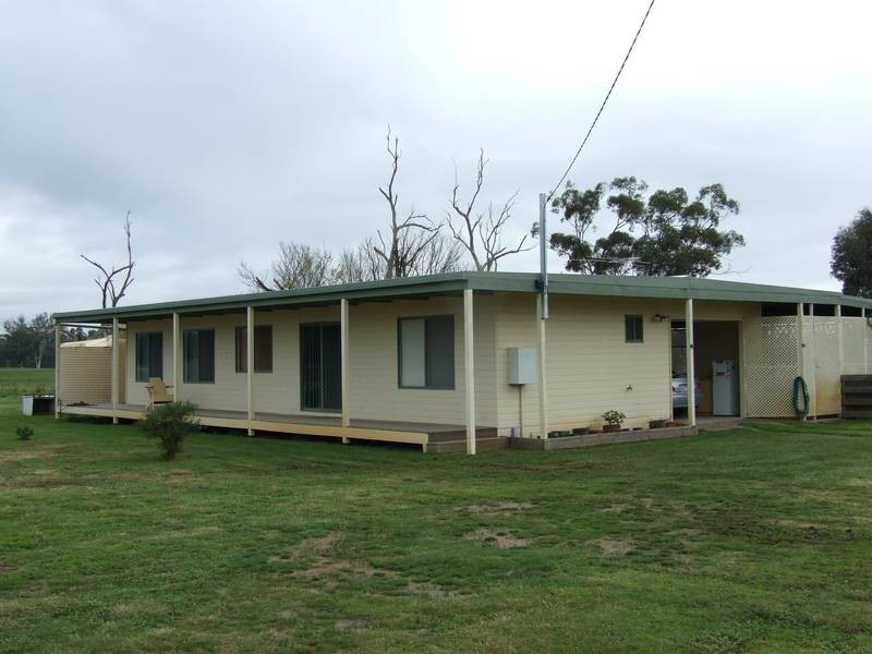 Peechelba East VIC 3678