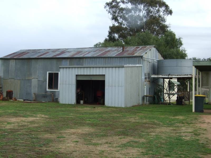 Peechelba East VIC 3678
