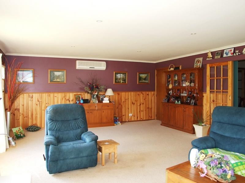 Greta West VIC 3675