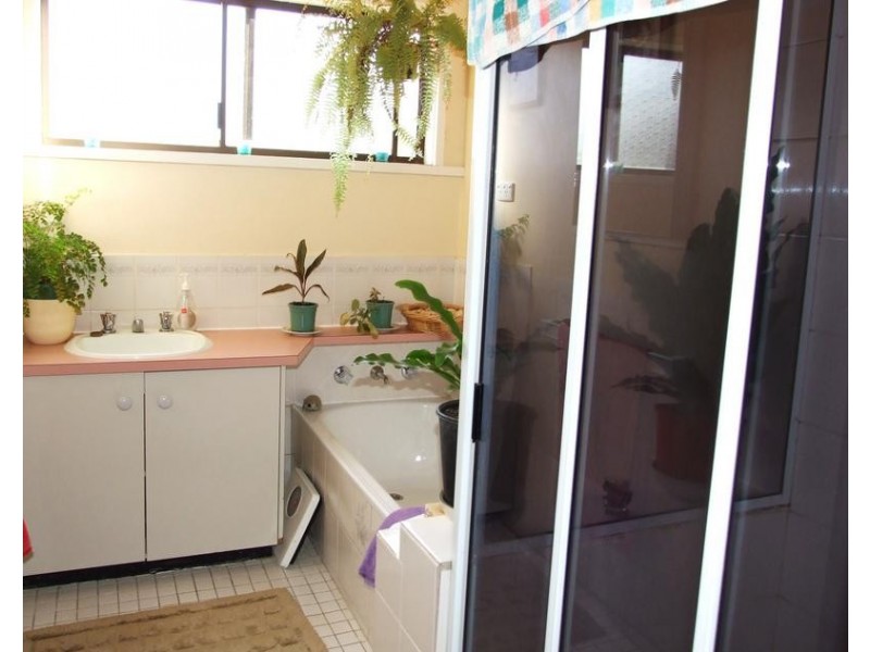 Greta West VIC 3675