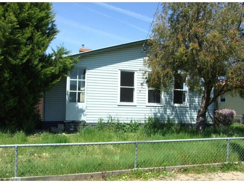 24 Manley Crescent, Wangaratta VIC 3677