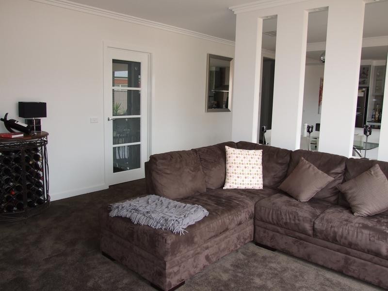 38 Billabong Drive, Wangaratta VIC 3677