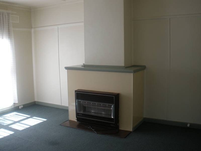 24 Manley Crescent, Wangaratta VIC 3677