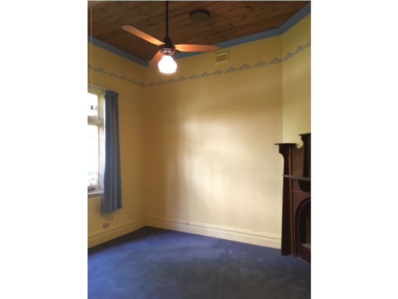 8 Crisp Street, Wangaratta VIC 3677