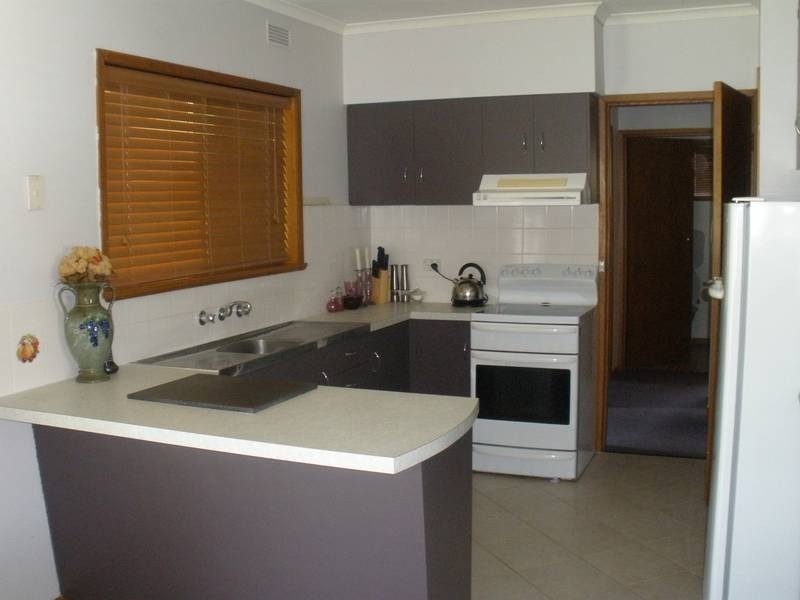 11 Leishman Street, Wangaratta VIC 3677