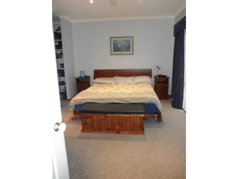 5 Milnes Creek Drive, Wangaratta VIC 3677
