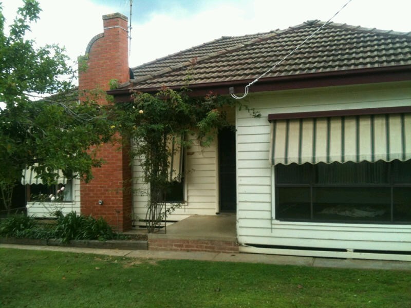 68 Docker Street, Wangaratta VIC 3677