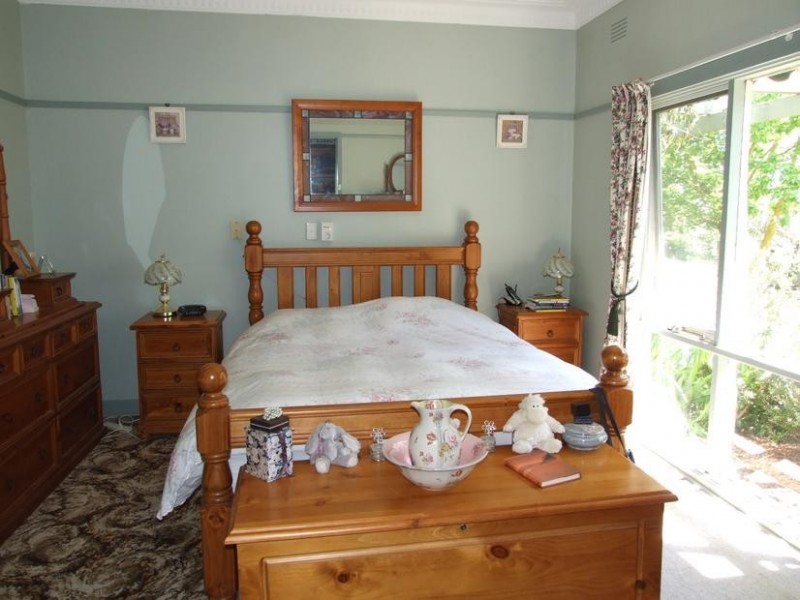Oxley VIC 3678