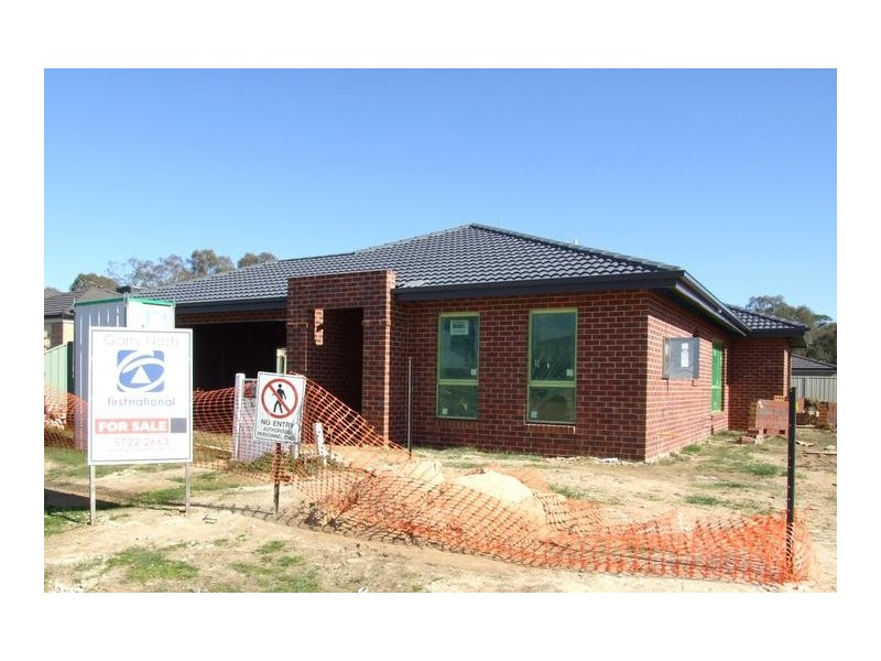 14 Milnes Creek Drive, Wangaratta VIC 3677