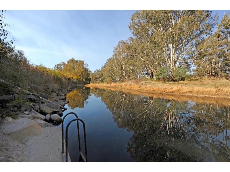 108 MEADOW CREEK ROAD, King Valley VIC 3678