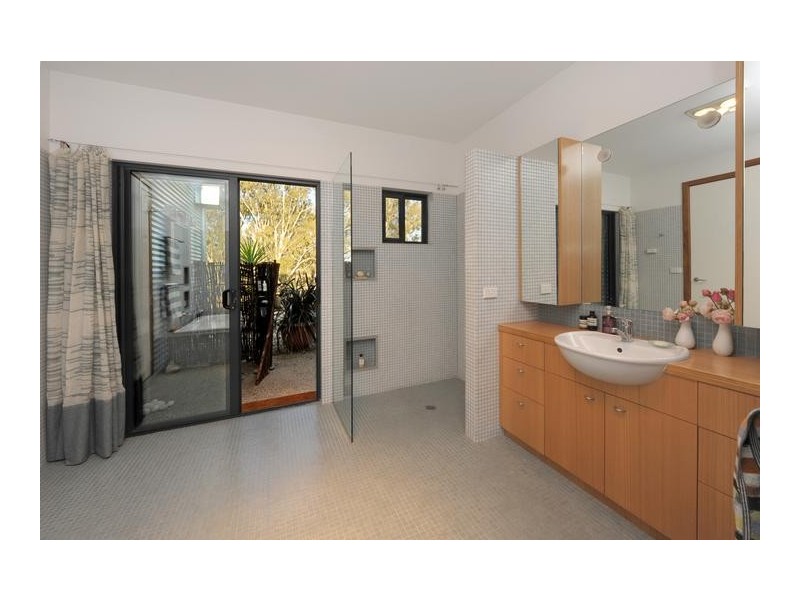 108 MEADOW CREEK ROAD, King Valley VIC 3678