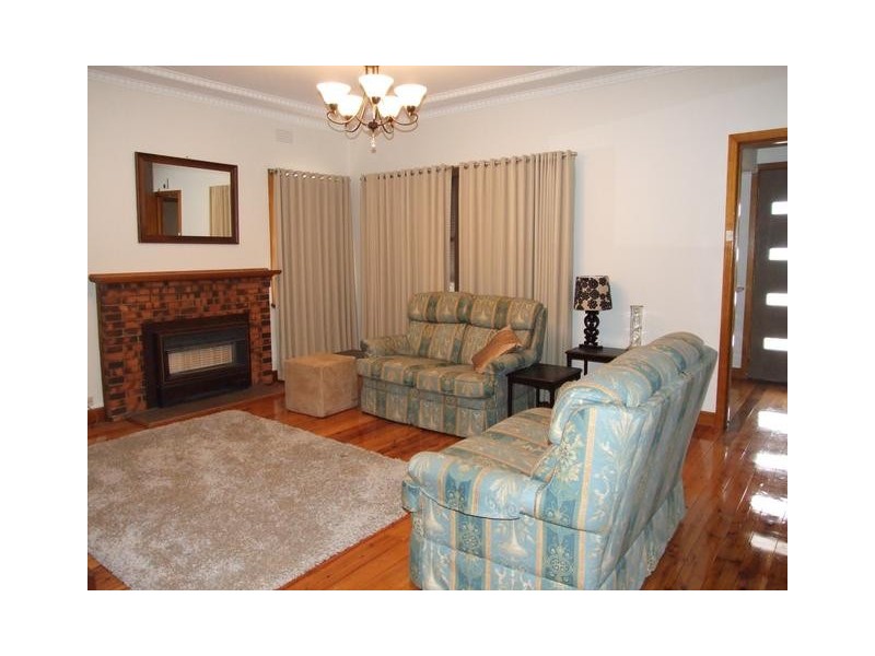 27 Murdoch Road, Wangaratta VIC 3677