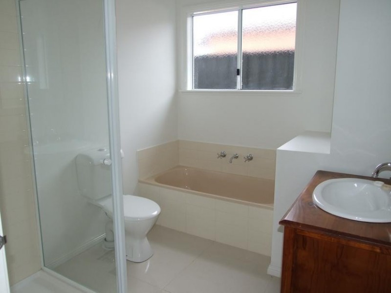 21 Monash Drive, Wangaratta VIC 3677