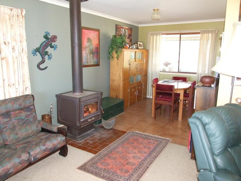 Greta West VIC 3675