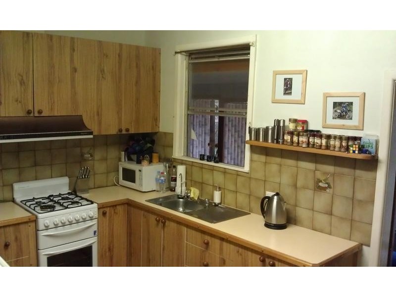 48 Rattray Avenue, Wangaratta VIC 3677