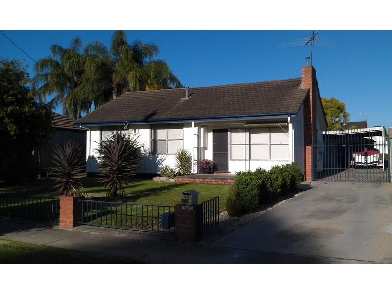 48 Rattray Avenue, Wangaratta VIC 3677