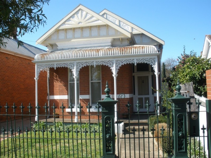 12 Warby Street, Wangaratta VIC 3677