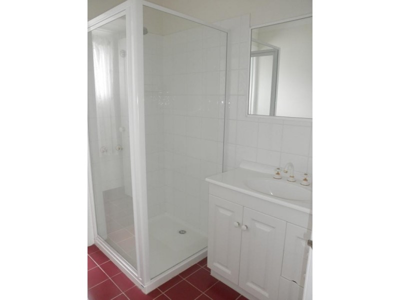 2/40 Docker Street, Wangaratta VIC 3677