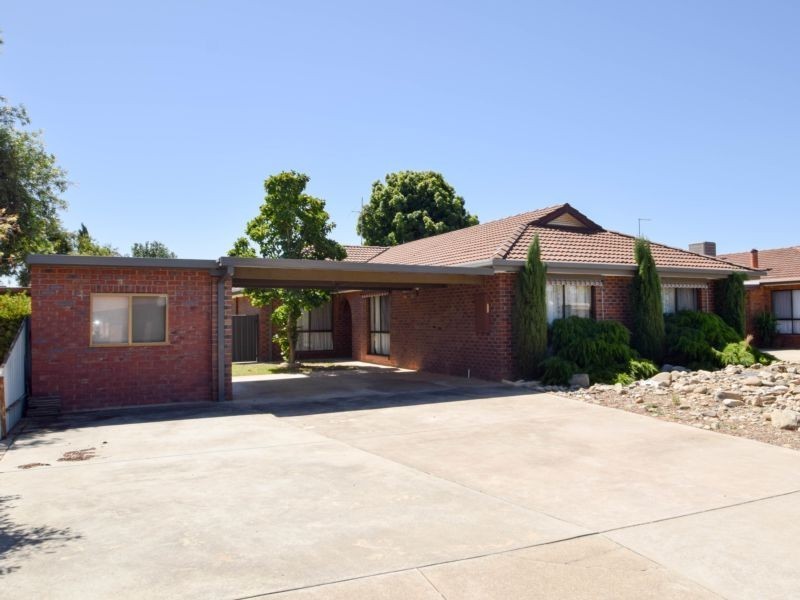 16 Waratah Drive, Wangaratta VIC 3677