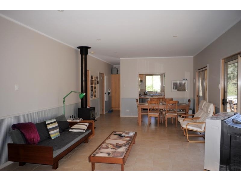 Greta South VIC 3675