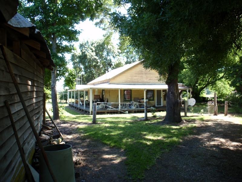 69 FOSANGS LANE, King Valley VIC 3678