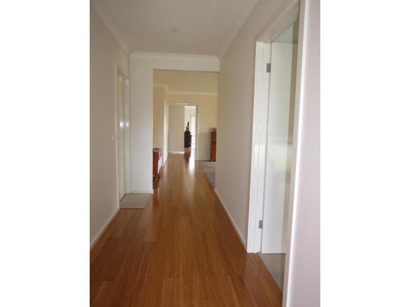 14 Milnes Creek Drive, Wangaratta VIC 3677