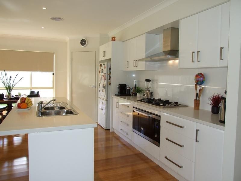 14 Milnes Creek Drive, Wangaratta VIC 3677