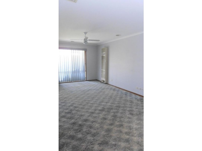 10 Thomas Wedge Drive, Wangaratta VIC 3677