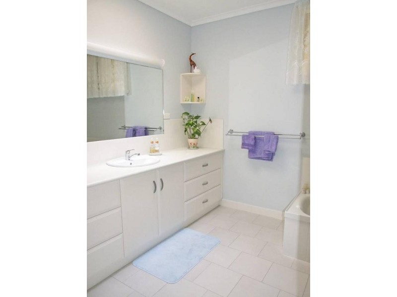 52 Henley Road, Glenrowan VIC 3675