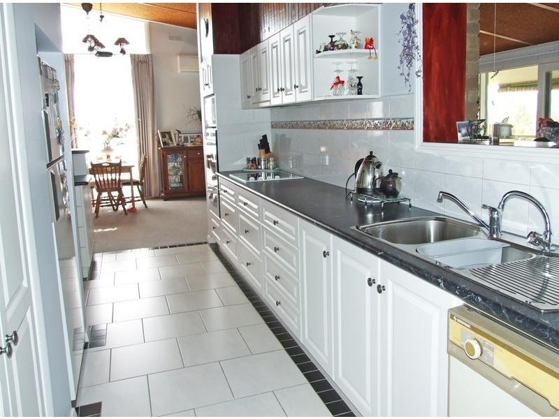 52 Henley Road, Glenrowan VIC 3675