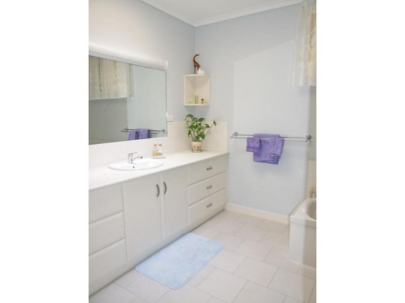 52 Henley Road, Glenrowan VIC 3675