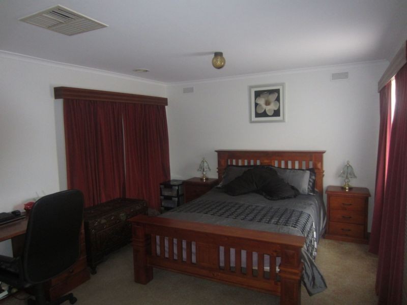 12 Bindall Avenue, Wangaratta VIC 3677